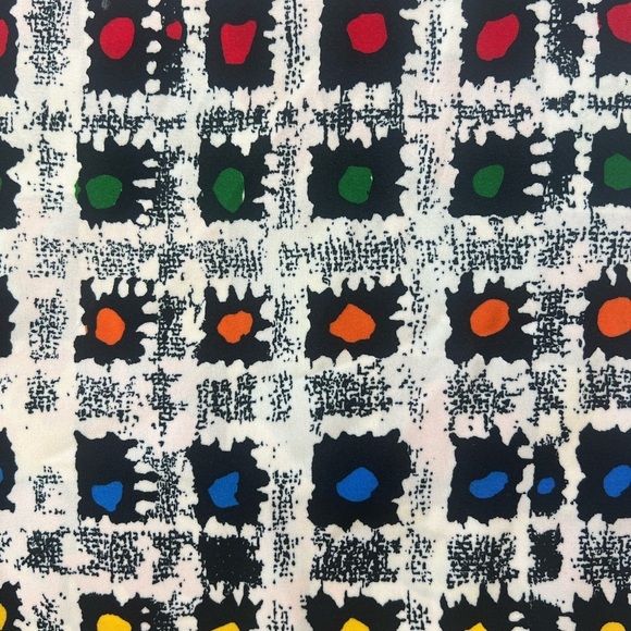 Ladies, XXL tank reversible tank top for different patterns super cute. - Picture 7 of 9